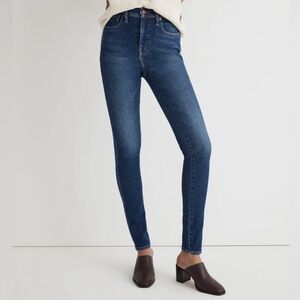Madewell 10” High Rise Skinny Jeans in Smithley Wash